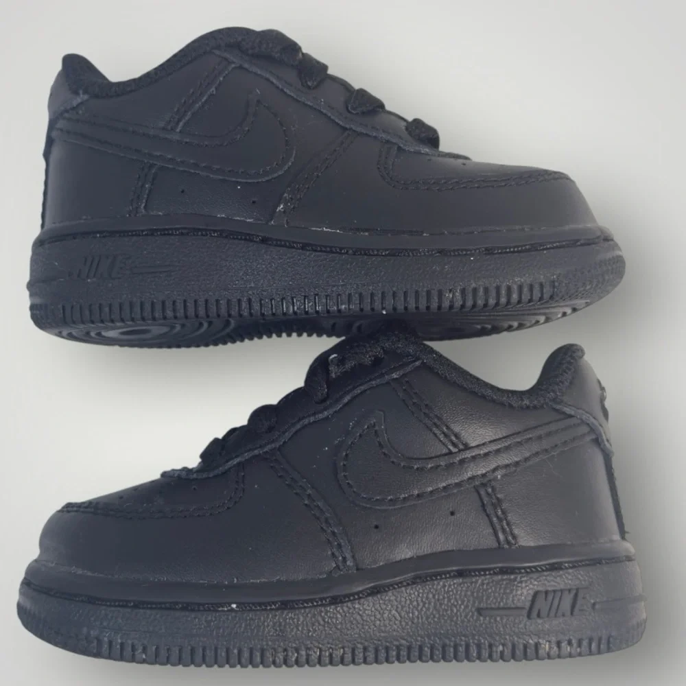 Baby Nike Air Force 1 size 4C
